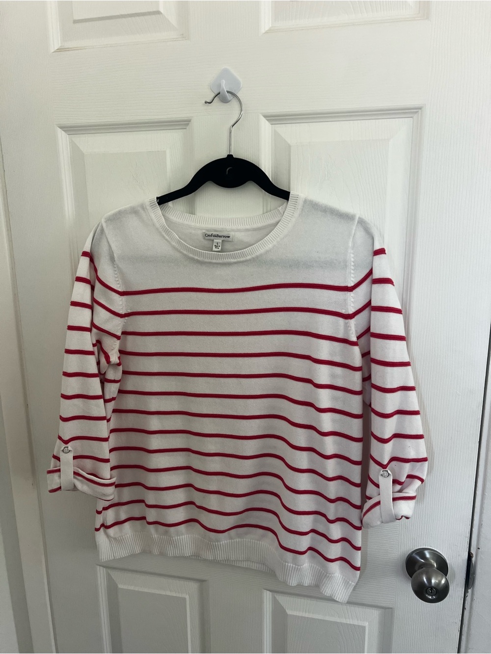 croft & barrow White sweater‎ with red stripes